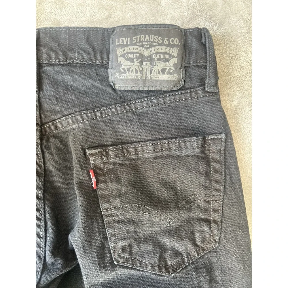 Levis levi men